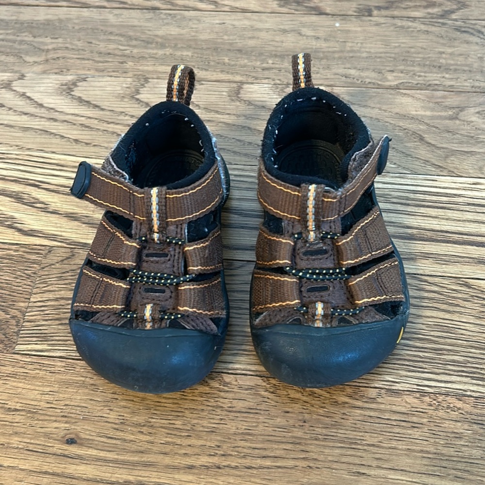 Keen Sandals Toddler 4